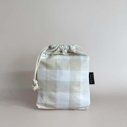 Waterproof Bassinet Sheet | Latte Gingham – Little Human Linens