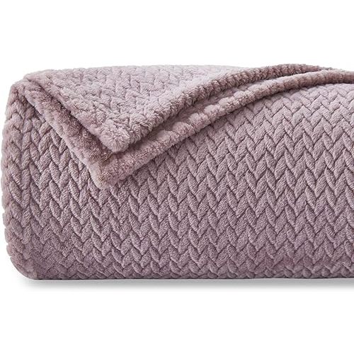 NEWCOSPLAY Super Soft Twin Blanket Light Purple Premium Silky Flannel Fleece Leaves Pattern Lightweight Bed Blanket All Season Use (Light Purple, Twin(60"x80"))
