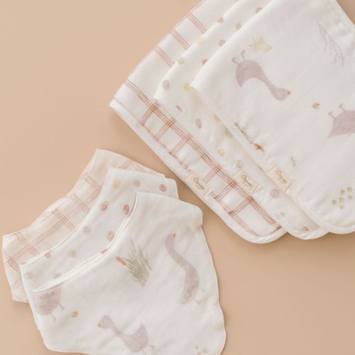 Charlie 3 pc. Goose Cotton Burp Cloths | Crane Baby