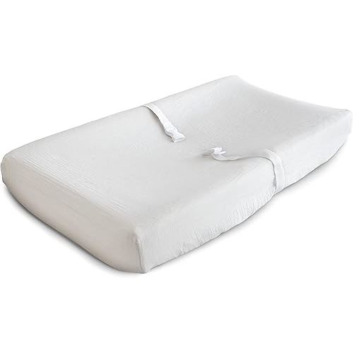 mushie Extra Soft Muslin Fitted Changing Pad Cover (White)
