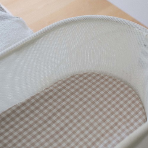 French Linen Bassinet Sheet - Beige Gingham