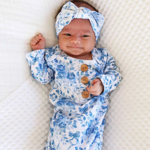 Newborn Baby Knot Gown & Hat Set - Betsy's Blooms