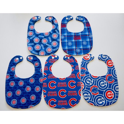 Chicago Cubs bib (any pattern)