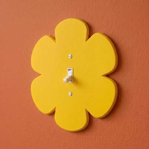 Daisy Flower Light Switch Cover – Mid Century Modern Toggle Decora Duplex Plate