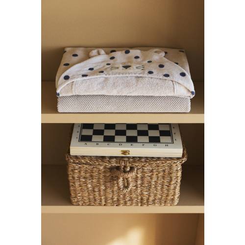 HOODED BATH TOWEL
