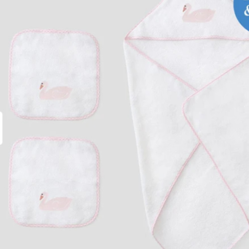 Personalized Baby Bath Bundle | Weezie Towels