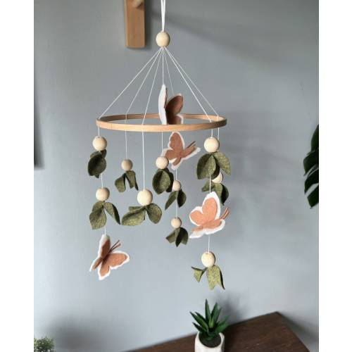 Butterflies baby mobile, leaf crib mobile, green floral baby mobile, hanging mobile, wooden crib mobile, baby shower gift.