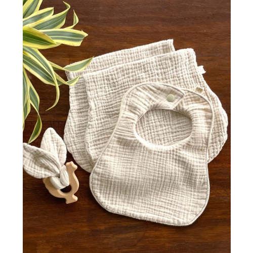 Wendy Anne Gift Set - Bib, Burp and Teether with Organic Cotton Gauze