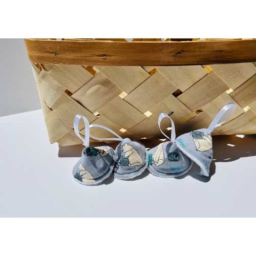 Winnie the Pooh Pee Pee Teepee: Baby Boy Shower Gift, 4-Pack