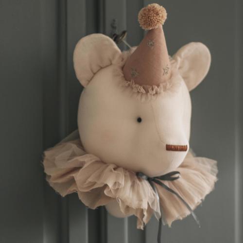 Bear circus linen wall hanging - handmade nursery wall decor, baby room decoration, boho kids wall, baby shower gift, kids bedroom.