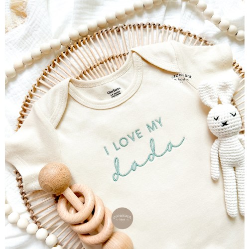 Embroidered I love my DADA daddy Baby Onesies®, husband pregnancy announcement, pregnancy announcement onesie®, Baby Christmas Gift Dad