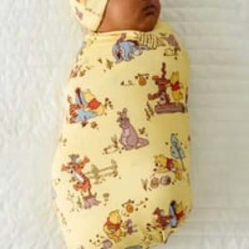 Little Sleepies Pooh Newborn Bundle: Swaddle (NIB) and newborn crescent zippy