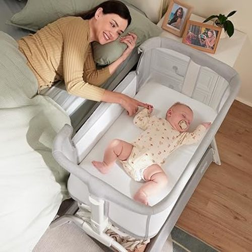 HARPPA Cuddly Bassinet, 2 in 1 Baby Bassinet with Breathable Mesh and Mattress, 6 Height Adjustable, Bedside Sleeper with Anchor Strap, Storage Basket and Wheels, Light Grey