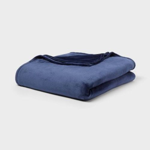 Solid Plush Bed Blanket - Room Essentials™