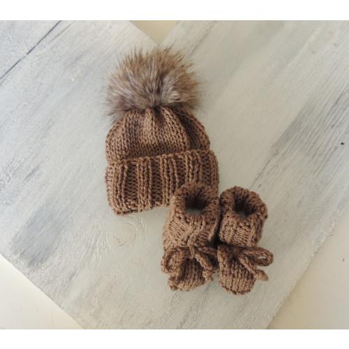 Baby Booties, Knit Booties and Hat Set, Boy Baby Booties, Knit Boy Beanie, Knit hat and Booties, Booties for babies, Knit Baby Hats