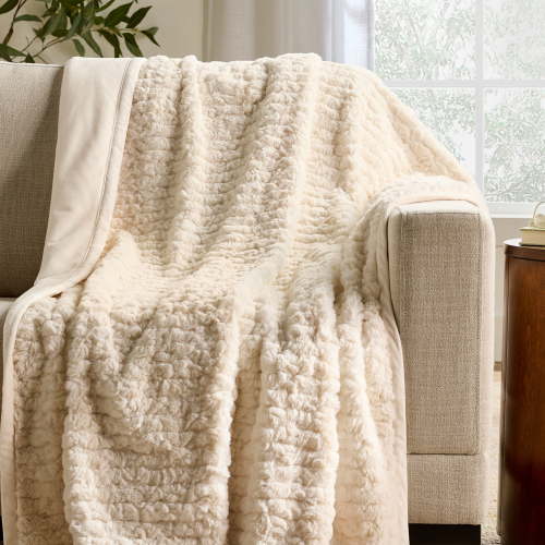 Better Homes & Gardens Ivory Twisted Rib Faux Fur Throw, 50" x 72"