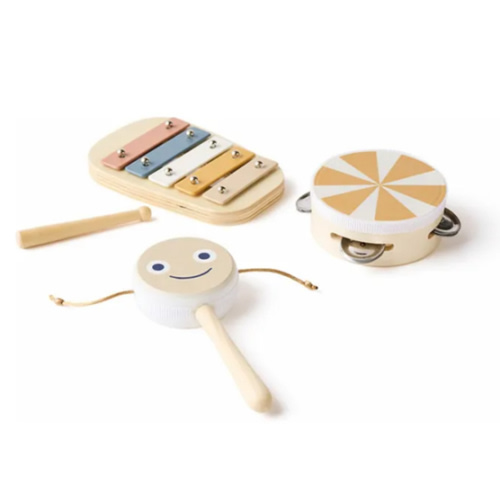 Musical trio ensemble