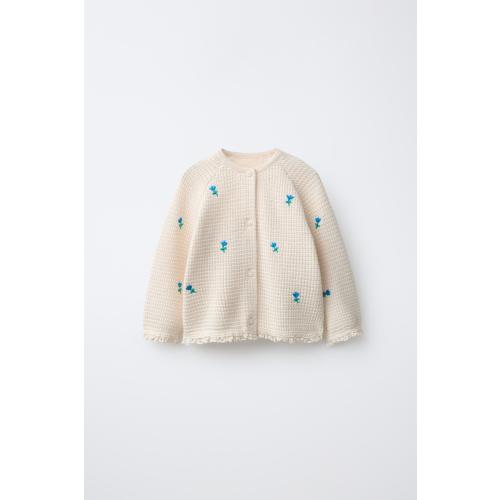 EMBROIDERED FLORAL TEXTURED KNIT CARDIGAN WITH LACE TRIM - Ecru | ZARA United States