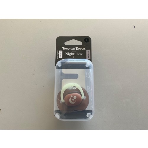 Tommee Tippee NightGlow Pacifier, 6-18 months, 2 Pack, Glow in the Dark Paci, Reusable Sterilizer Case Included, BPA Free, Red Sky and Peach Glow