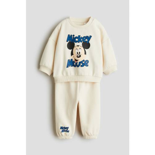2-PIECE PRINTED SWEATSUIT