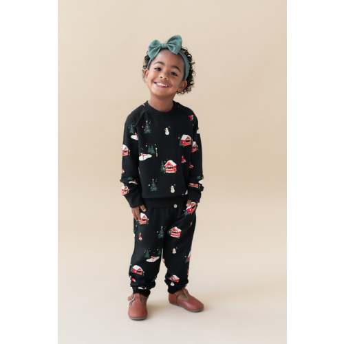 Long Sleeve Jogger Set in Winter Wonderland