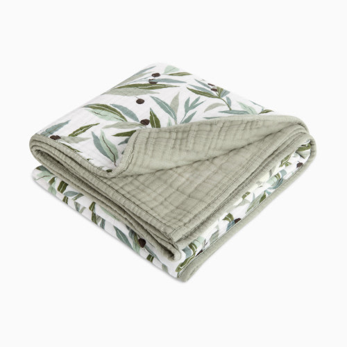 babyletto Quilt in 3-Layer GOTS Certified Organic Muslin Cotton - Olive Branches