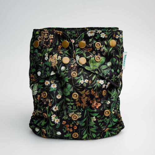 Nature: Essentials Pocket Cloth Diaper with Athletic Wicking Jersey, Grows with your Baby