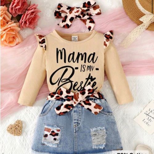 SHEIN Baby Girls' Leopard Print Patchwork Top With Slogan Print And Denim Skirt With Belt And Distressed Detail