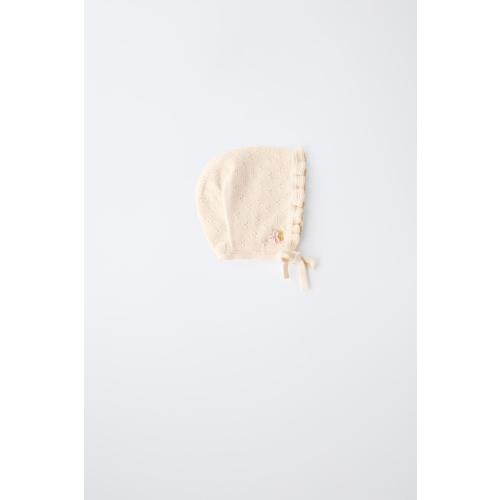 EMBROIDERED FLOWER KNIT BONNET - Ecru | ZARA United States