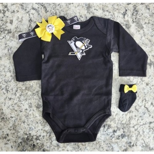 Penguins baby/newborn girl Pittsburgh hockey baby  Penguins hockey baby gift