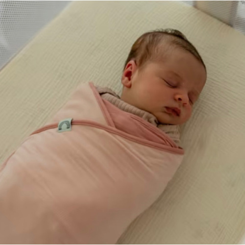 b.e.s.t. swaddle - Ballerina Pink