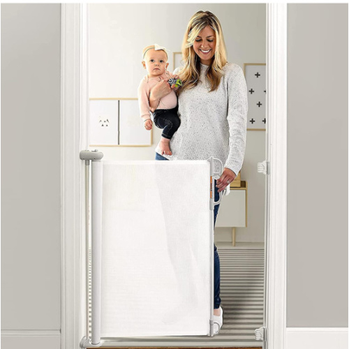 Customer reviews for Momcozy Retractable Baby Gate, 33" Tall, Extends up to 55" Wide | Walmart.com