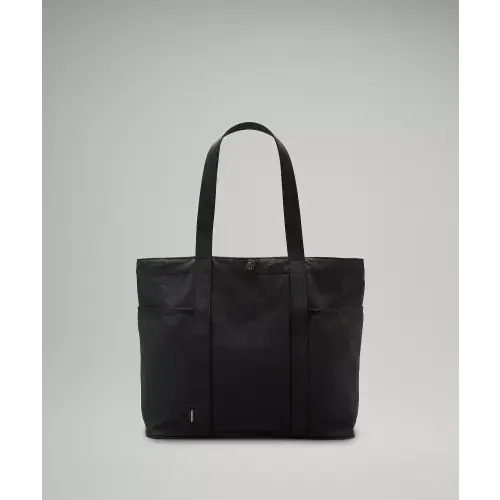 Daily Multi-Pocket Tote Bag 20L | Men's Bags,Purses,Wallets | lululemon