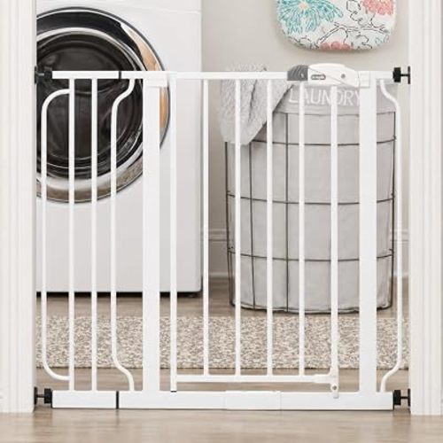 Regalo Easy Step 38.5-Inch (97.75cm) Extra Wide Baby Gate, Award Winning Brand, Includes 6-Inch (15.25cm) Extension Kit, 4 Pack Pressure Mount Kit and 4 Pack Wall Mount Kit