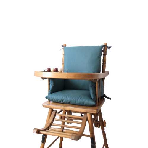 Baby high chair cushion in Oeko-Tex coated cotton / Matcha