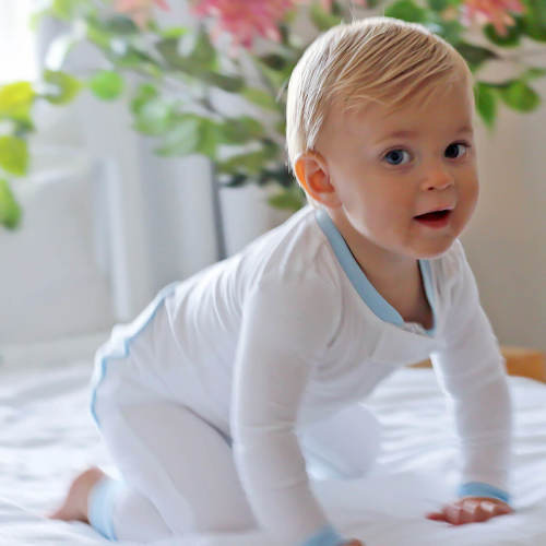 Solid Zip Sleeper White/Blue