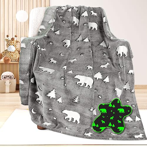 Bear Blanket Gifts for Women & Girls, Soft Warm Lightweight Plush Flannel Throw, Cozy Comfy Fuzzy Blanket for Bed, Sofa, Travel, Living Room, Home Decor, Christmas Birthday Gifts for Women & Girls