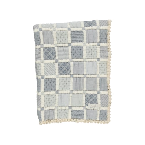 Bebe Organic Mai Blue Patchwork Baby Blanket – blue daisy