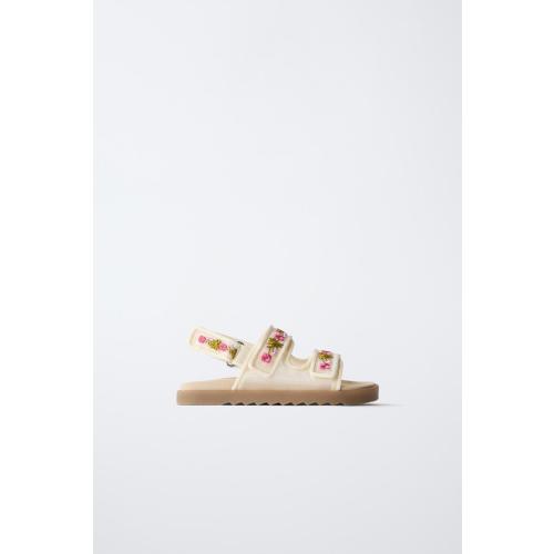 EMBROIDERED SANDALS - Off White | ZARA United States