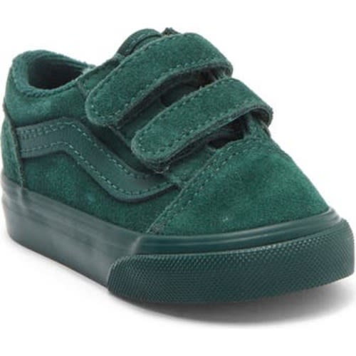 Old Skool V Suede Sneaker, 4 M