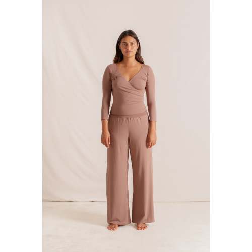 Honey Pants Sandalwood