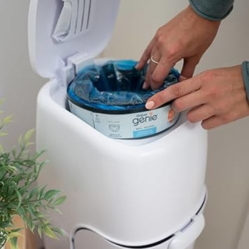 Diaper Genie Bags Refills 240 Count (Pack of 1) with Max Odor Lock | Holds Up to 1,200 Newborn Diapers | Fits Diaper Genie Complete