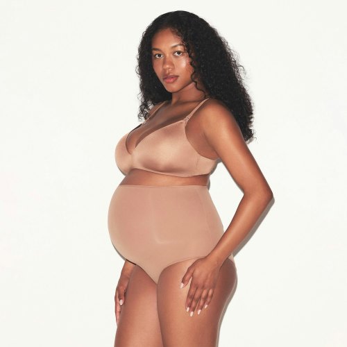 WIRELESS FORM MATERNITY NURSING BRA | CLAY | SKIMS