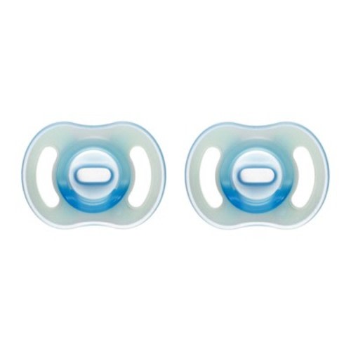 Tommee Tippee Ultra-Light Stay Put Night Glow Silicone Pacifiers 6-18m - Blue - 2pk: BPA-Free