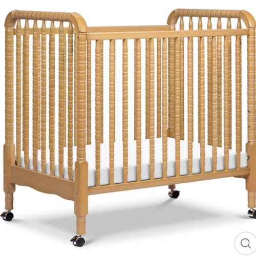 Jenny Lind 3-in-1 Convertible Mini Crib