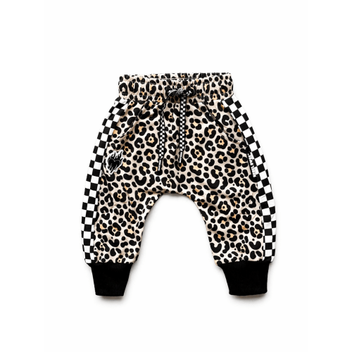 Basic Jogger in Ava (Leopard)