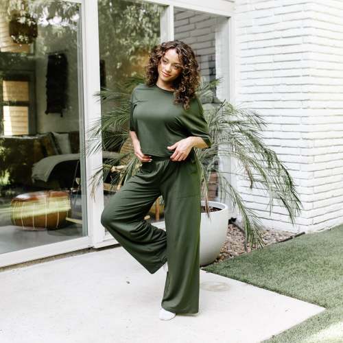 Women’s Wide Leg Pant Set in Fir