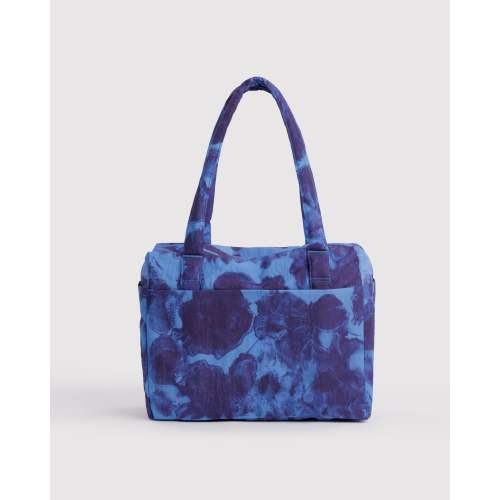Small Cloud Carry-On