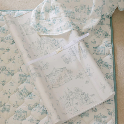 Circus Toile Wipeable Contour Change Pad