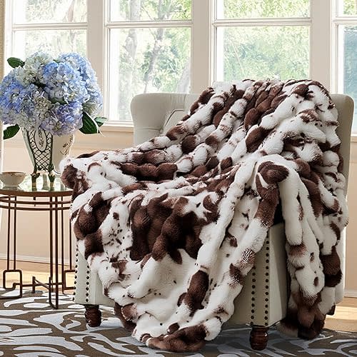 Wajade Fluffy Faux Fur Throw Blanket for Couch Bed 50x60, Luxury Soft Thick Fuzzy Plush Bubble Blanket, Warm Cozy Blanket for Sofa Chair Cow Print-Dark Brown